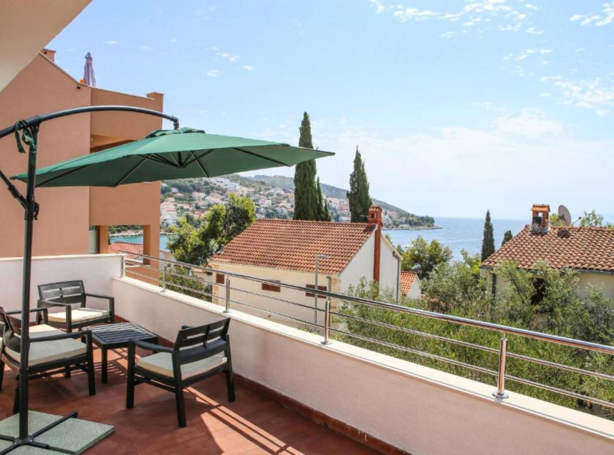 Apartment Darmy Trogir Exterior photo